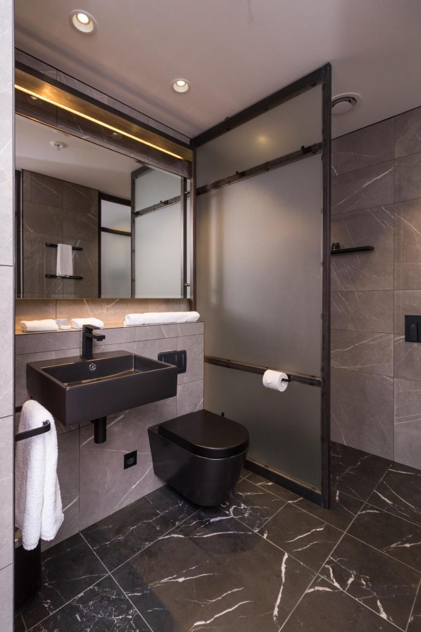 Clarence Boutique Hotel Tauranga Bagian luar foto